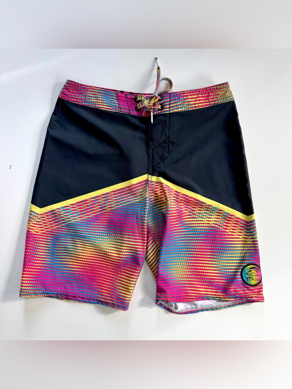 O’Neill Hyperfreak Boys Size 24 Swimsuit Board Shorts Unlined Black Pink Swim